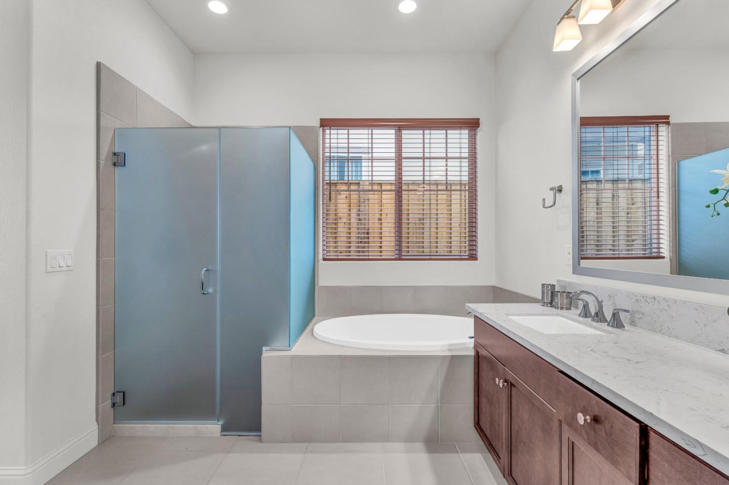 Detail Gallery Image 21 of 45 For 482 Lassen Way, Marina,  CA 93933 - 3 Beds | 2 Baths