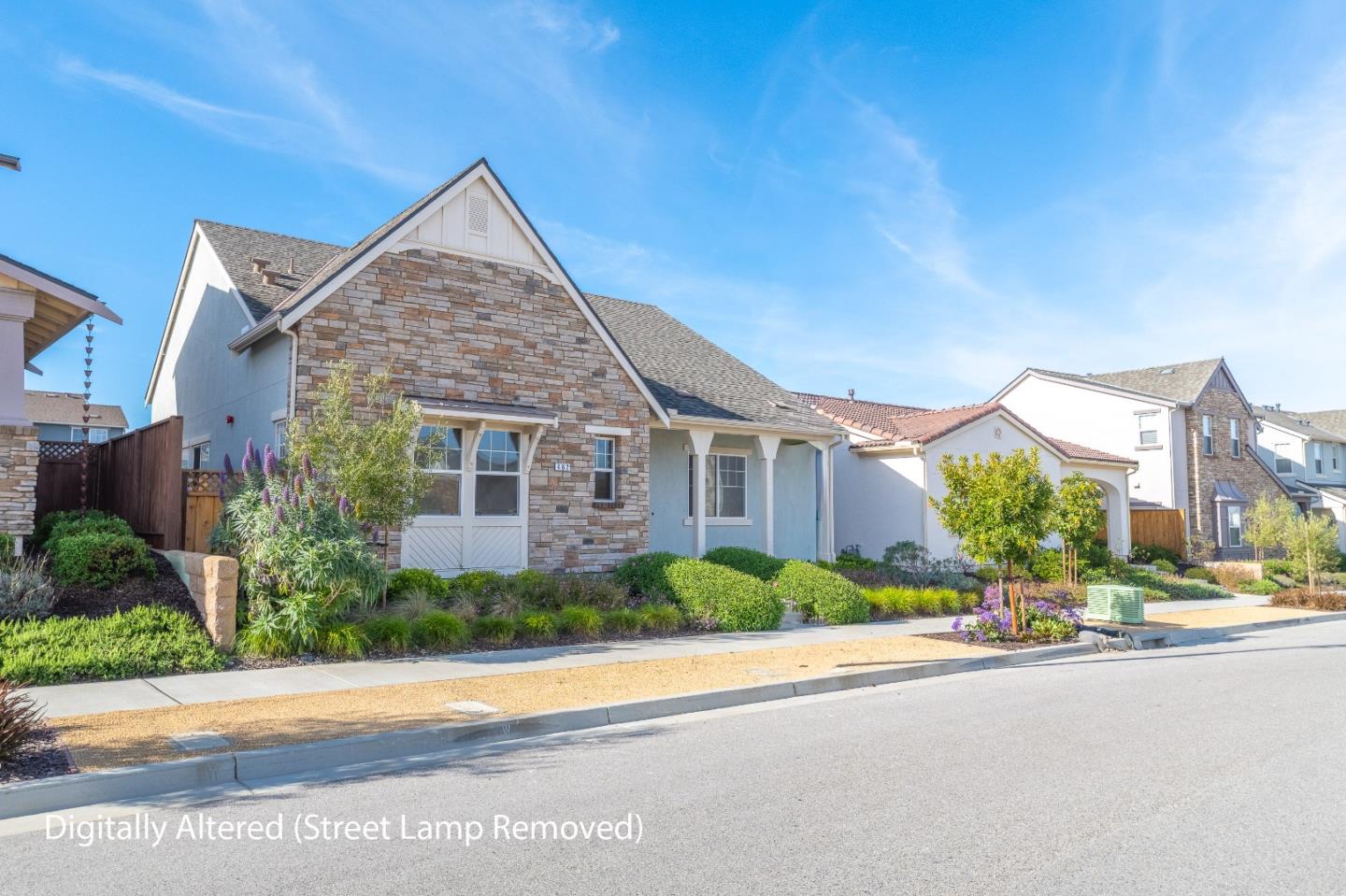 Detail Gallery Image 3 of 45 For 482 Lassen Way, Marina,  CA 93933 - 3 Beds | 2 Baths