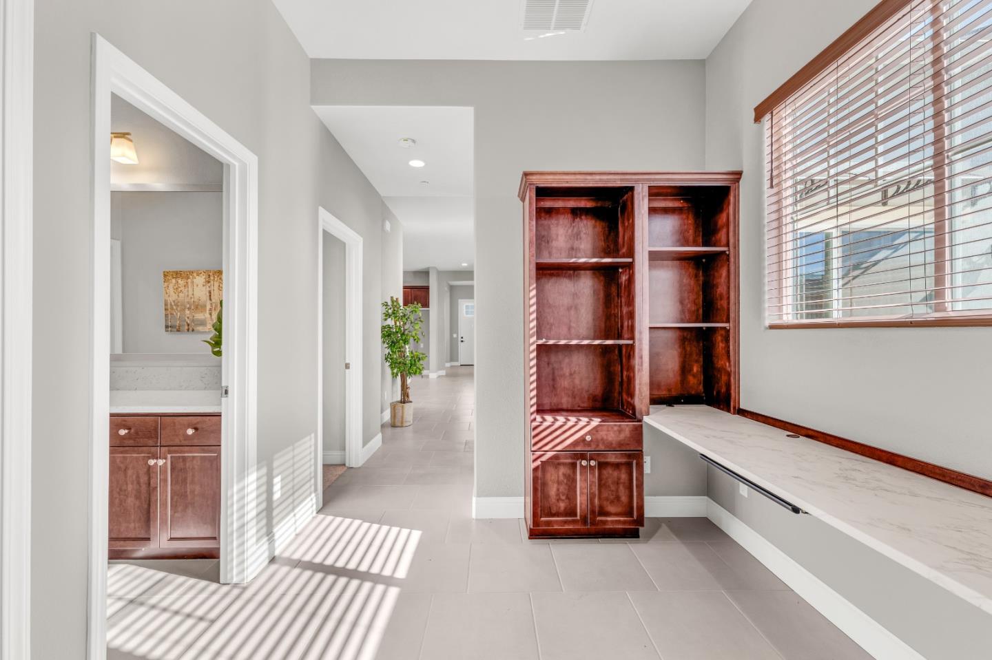 Detail Gallery Image 34 of 45 For 482 Lassen Way, Marina,  CA 93933 - 3 Beds | 2 Baths