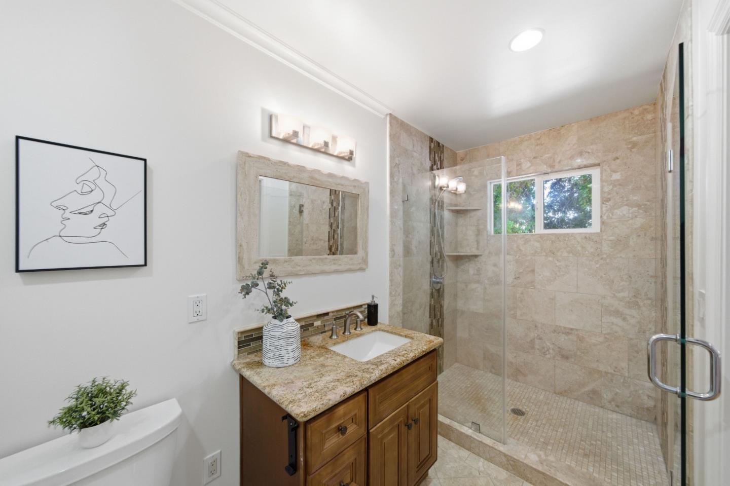 Detail Gallery Image 30 of 92 For 1481 W Hedding St, San Jose,  CA 95126 - 5 Beds | 4/1 Baths