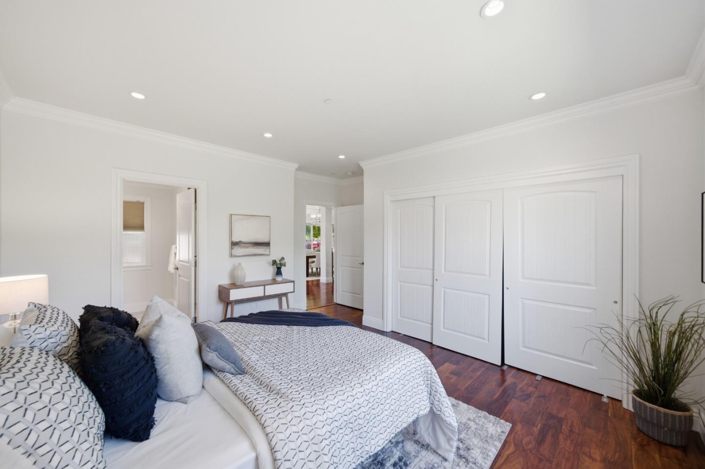 Detail Gallery Image 43 of 92 For 1481 W Hedding St, San Jose,  CA 95126 - 5 Beds | 4/1 Baths