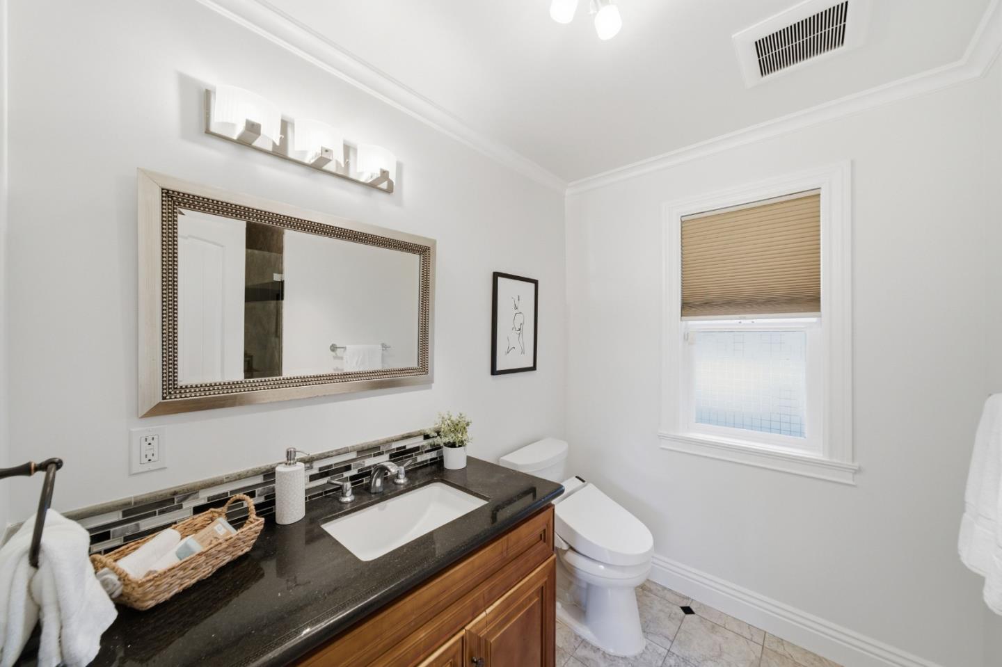 Detail Gallery Image 44 of 92 For 1481 W Hedding St, San Jose,  CA 95126 - 5 Beds | 4/1 Baths