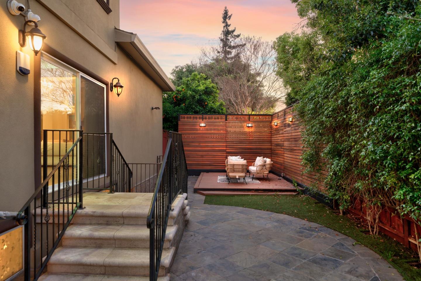 Detail Gallery Image 47 of 92 For 1481 W Hedding St, San Jose,  CA 95126 - 5 Beds | 4/1 Baths