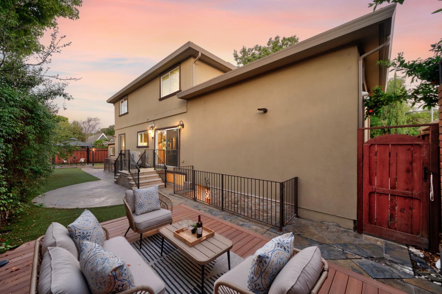 Detail Gallery Image 48 of 92 For 1481 W Hedding St, San Jose,  CA 95126 - 5 Beds | 4/1 Baths