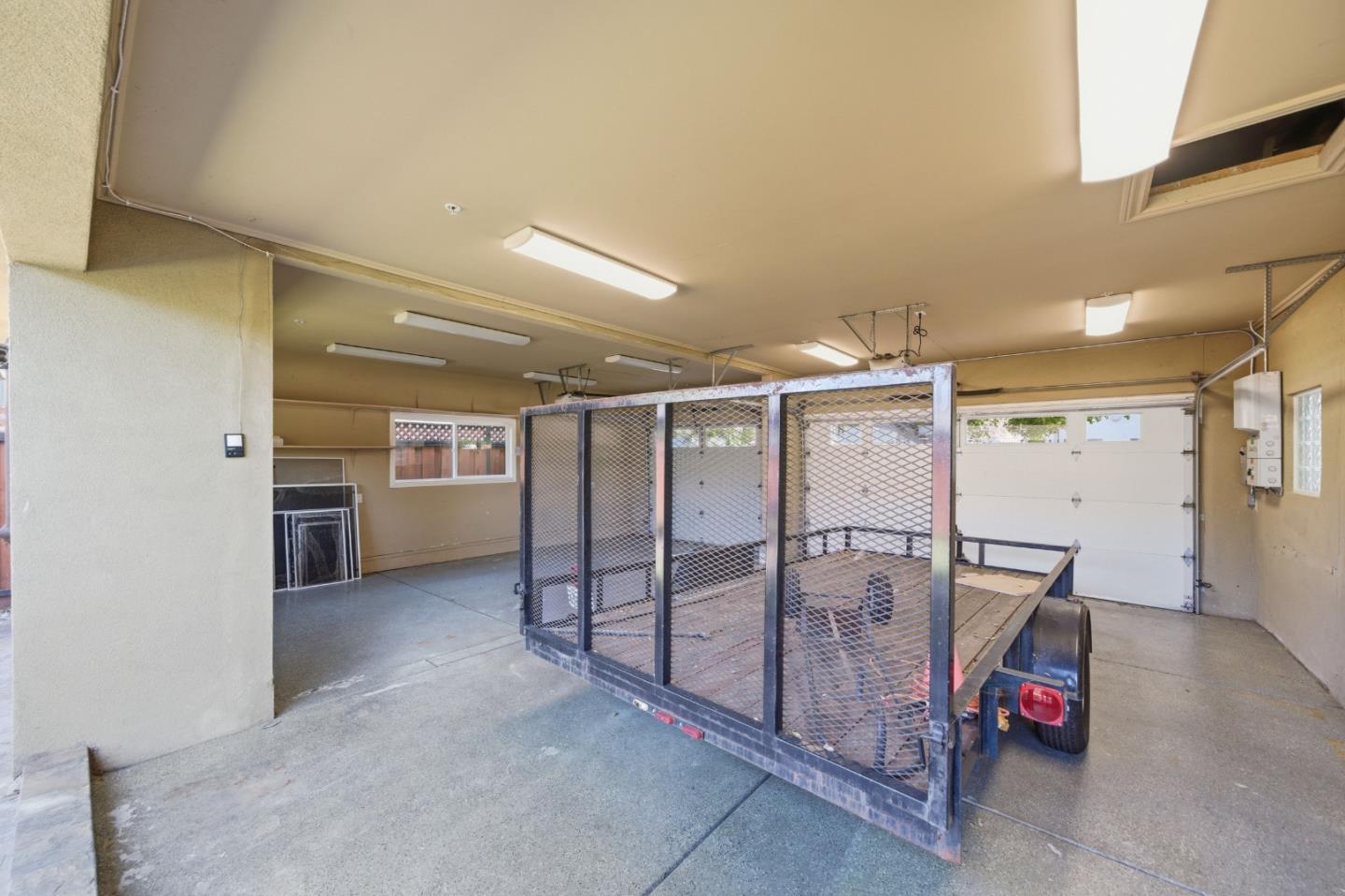 Detail Gallery Image 56 of 92 For 1481 W Hedding St, San Jose,  CA 95126 - 5 Beds | 4/1 Baths