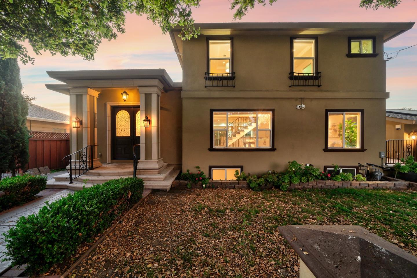 Detail Gallery Image 65 of 92 For 1481 W Hedding St, San Jose,  CA 95126 - 5 Beds | 4/1 Baths