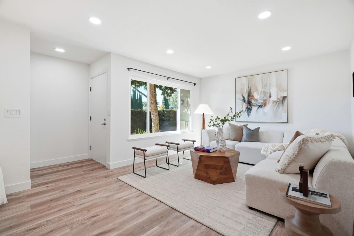 Photo #5: ML82039037 Listing: Photo #5