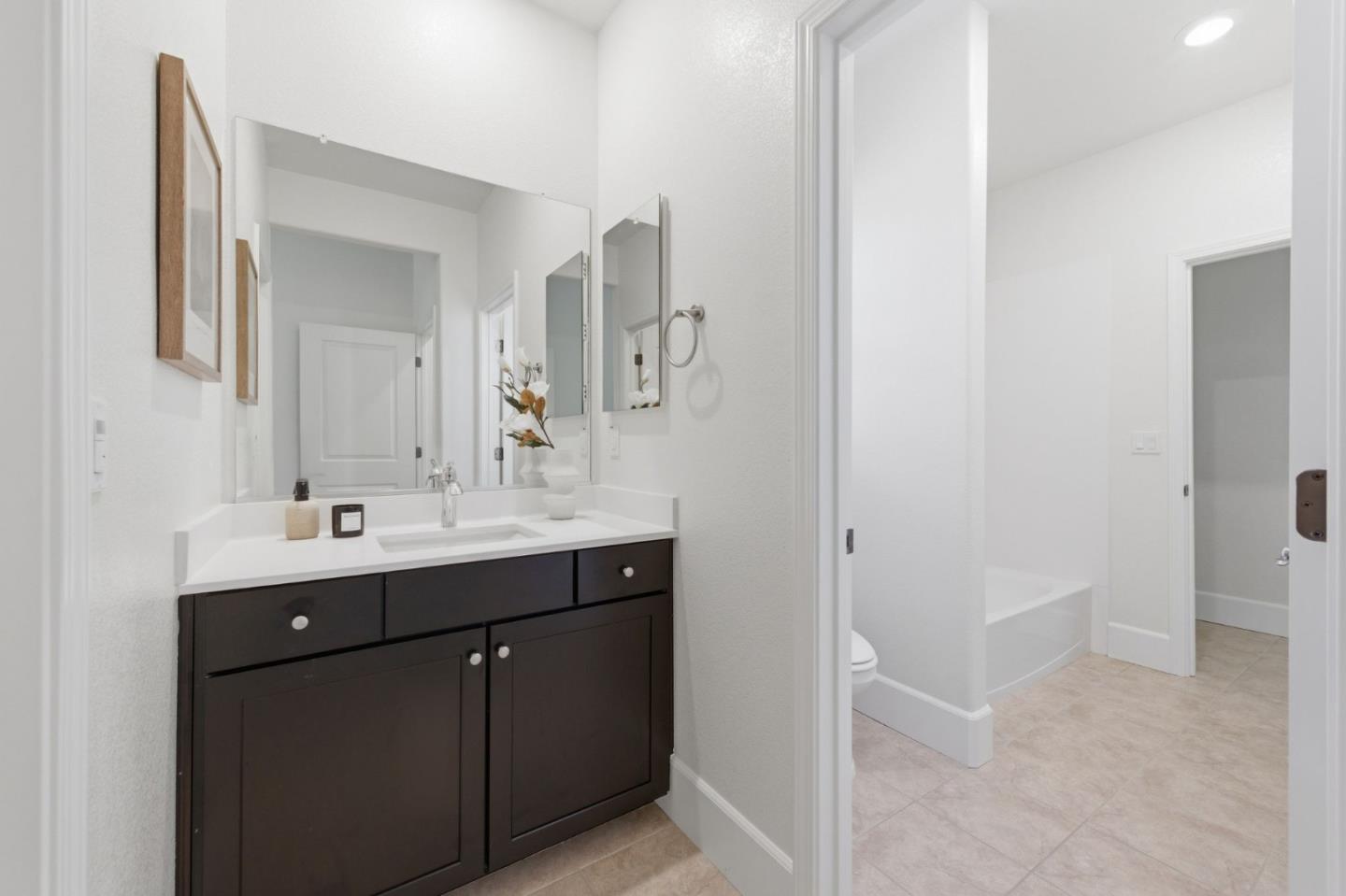 Detail Gallery Image 44 of 70 For 2610 Lone Oak Ln, Gilroy,  CA 95020 - 5 Beds | 4/1 Baths