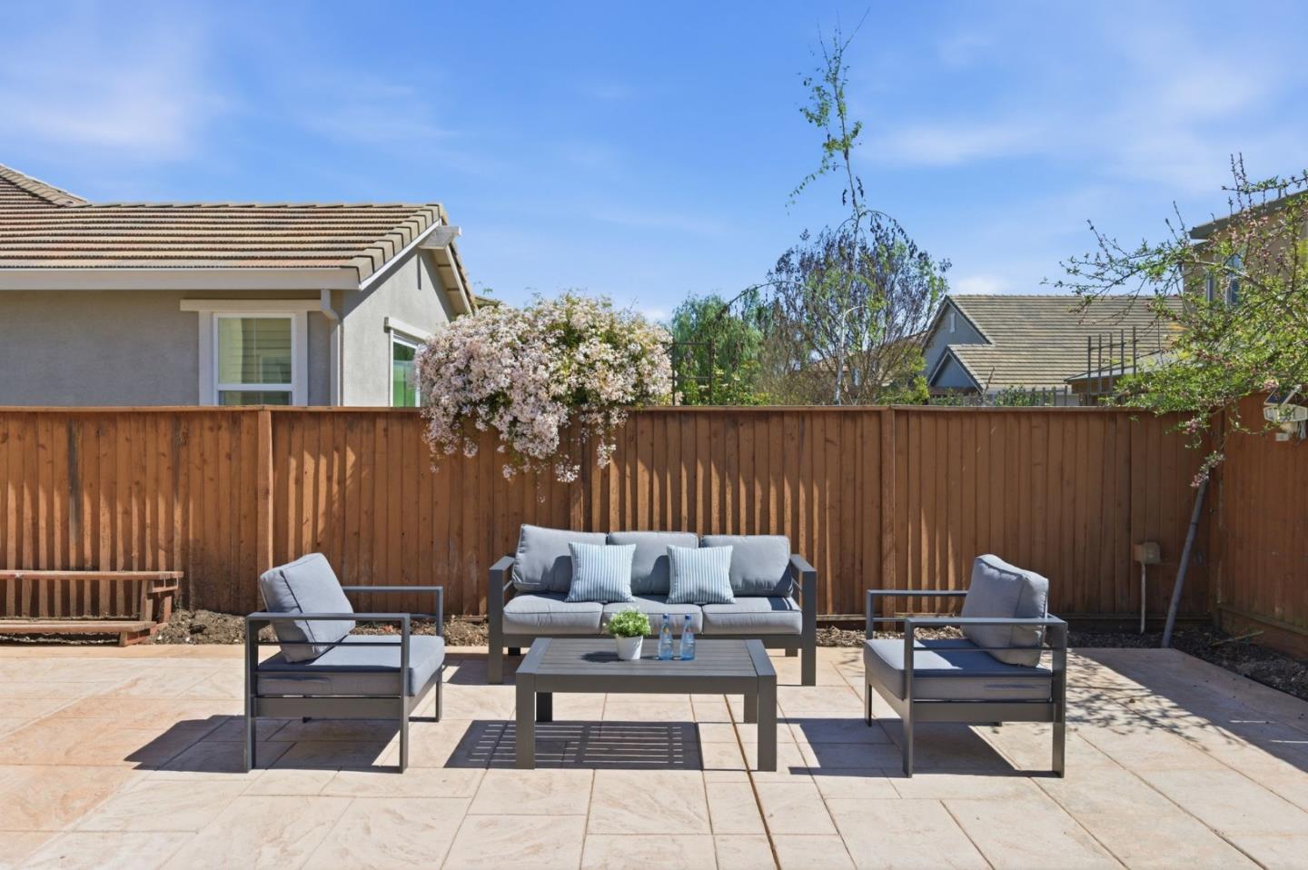 Detail Gallery Image 56 of 70 For 2610 Lone Oak Ln, Gilroy,  CA 95020 - 5 Beds | 4/1 Baths