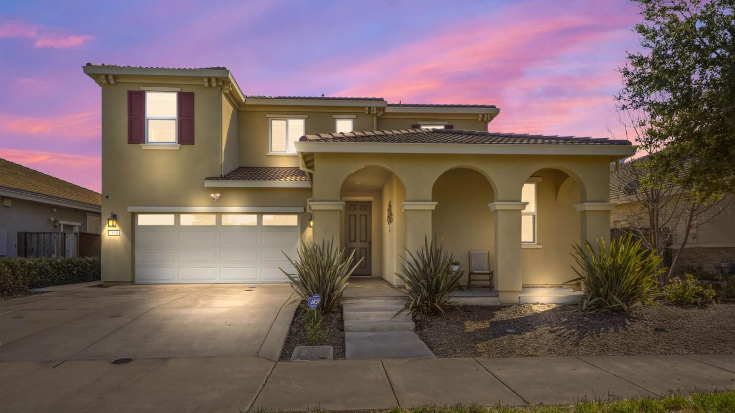 Detail Gallery Image 62 of 70 For 2610 Lone Oak Ln, Gilroy,  CA 95020 - 5 Beds | 4/1 Baths