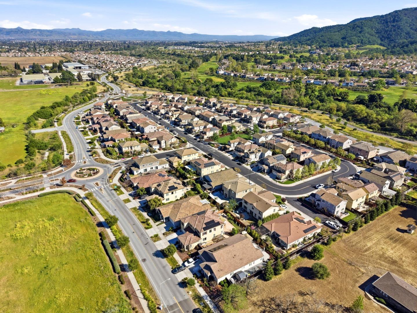 Detail Gallery Image 67 of 70 For 2610 Lone Oak Ln, Gilroy,  CA 95020 - 5 Beds | 4/1 Baths