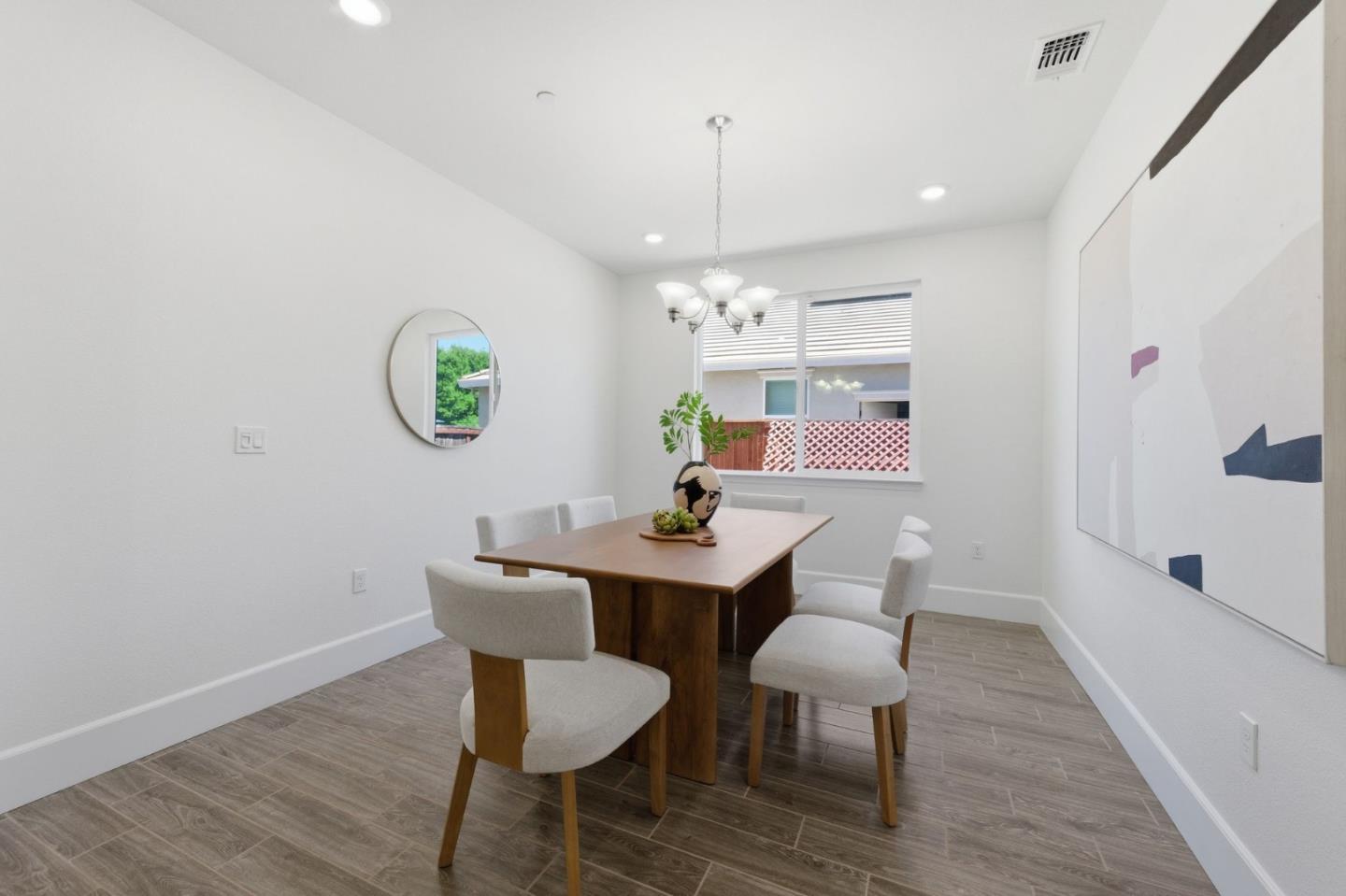 Detail Gallery Image 9 of 70 For 2610 Lone Oak Ln, Gilroy,  CA 95020 - 5 Beds | 4/1 Baths