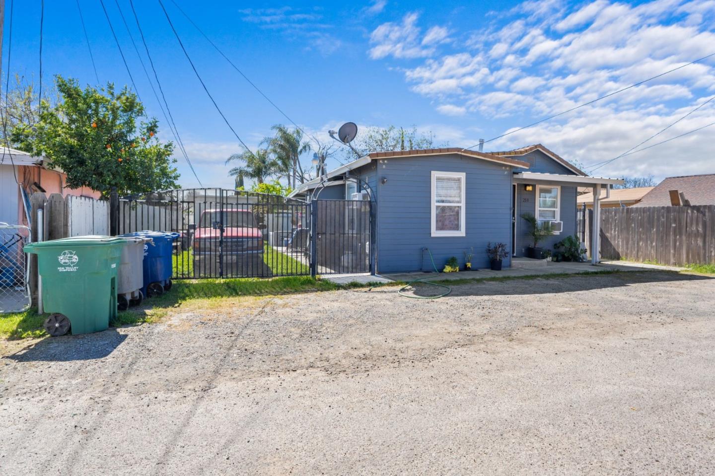 212 F Street, Los Banos, CA, 93635