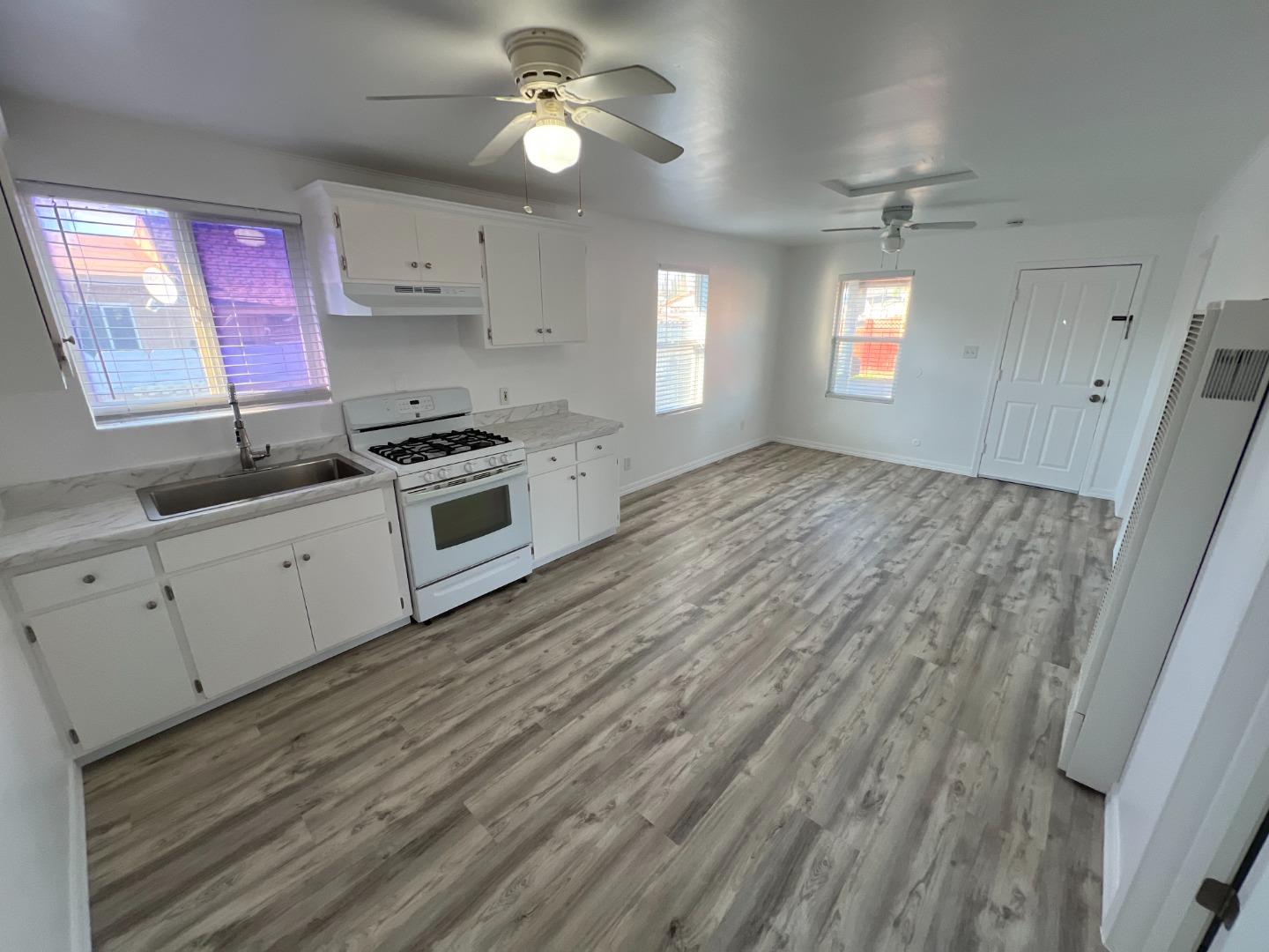 212 F Street, Los Banos, CA, 93635