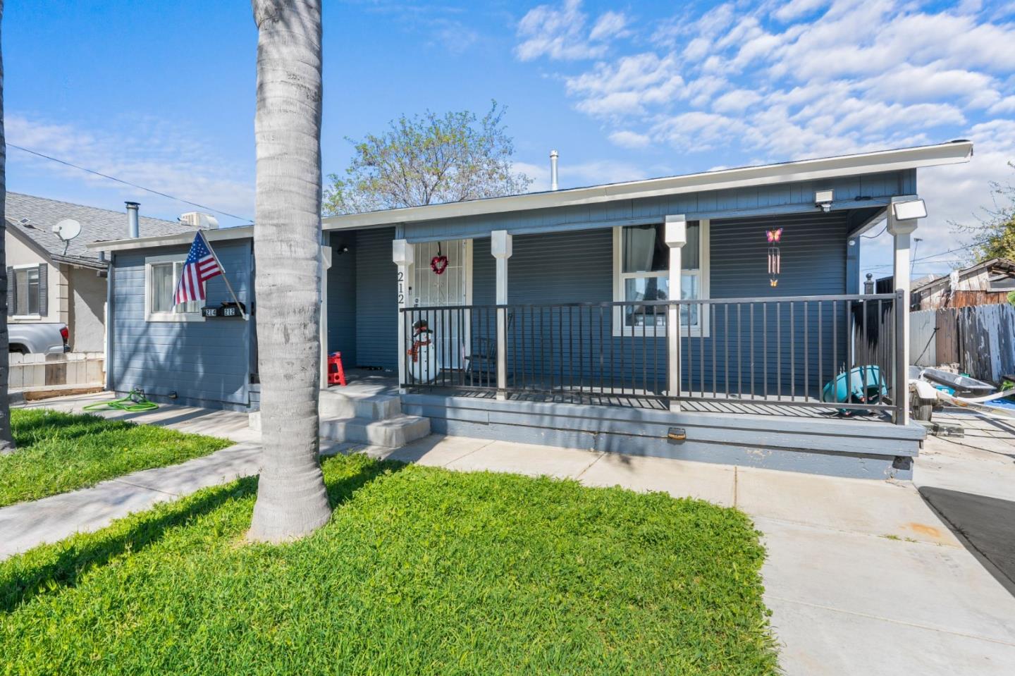 212 F Street, Los Banos, CA, 93635
