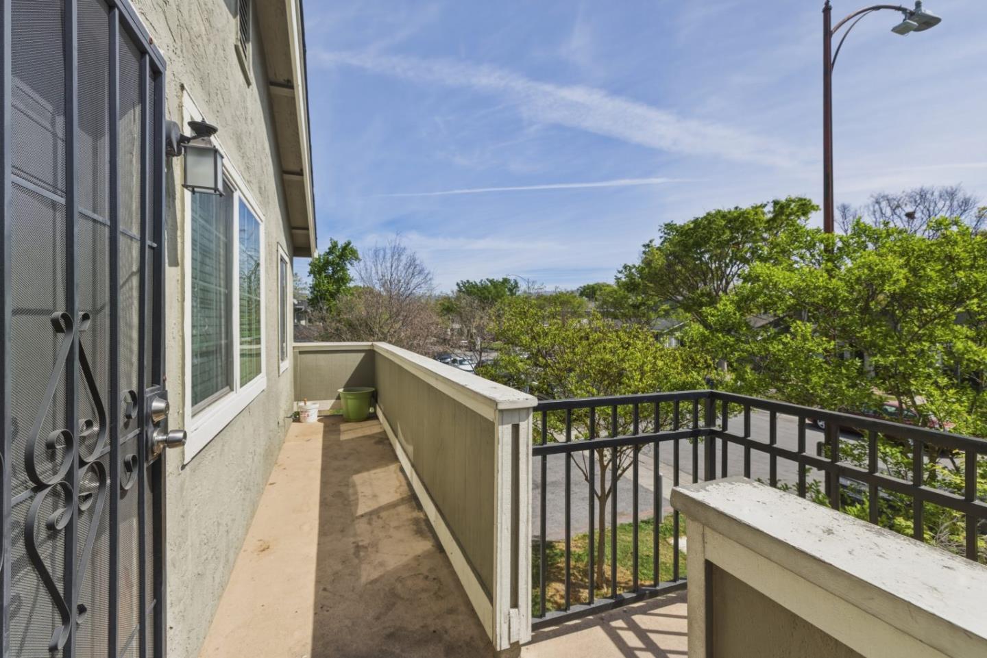 Detail Gallery Image 5 of 16 For 1395 Mcquesten Dr #D,  San Jose,  CA 95122 - 2 Beds | 1 Baths