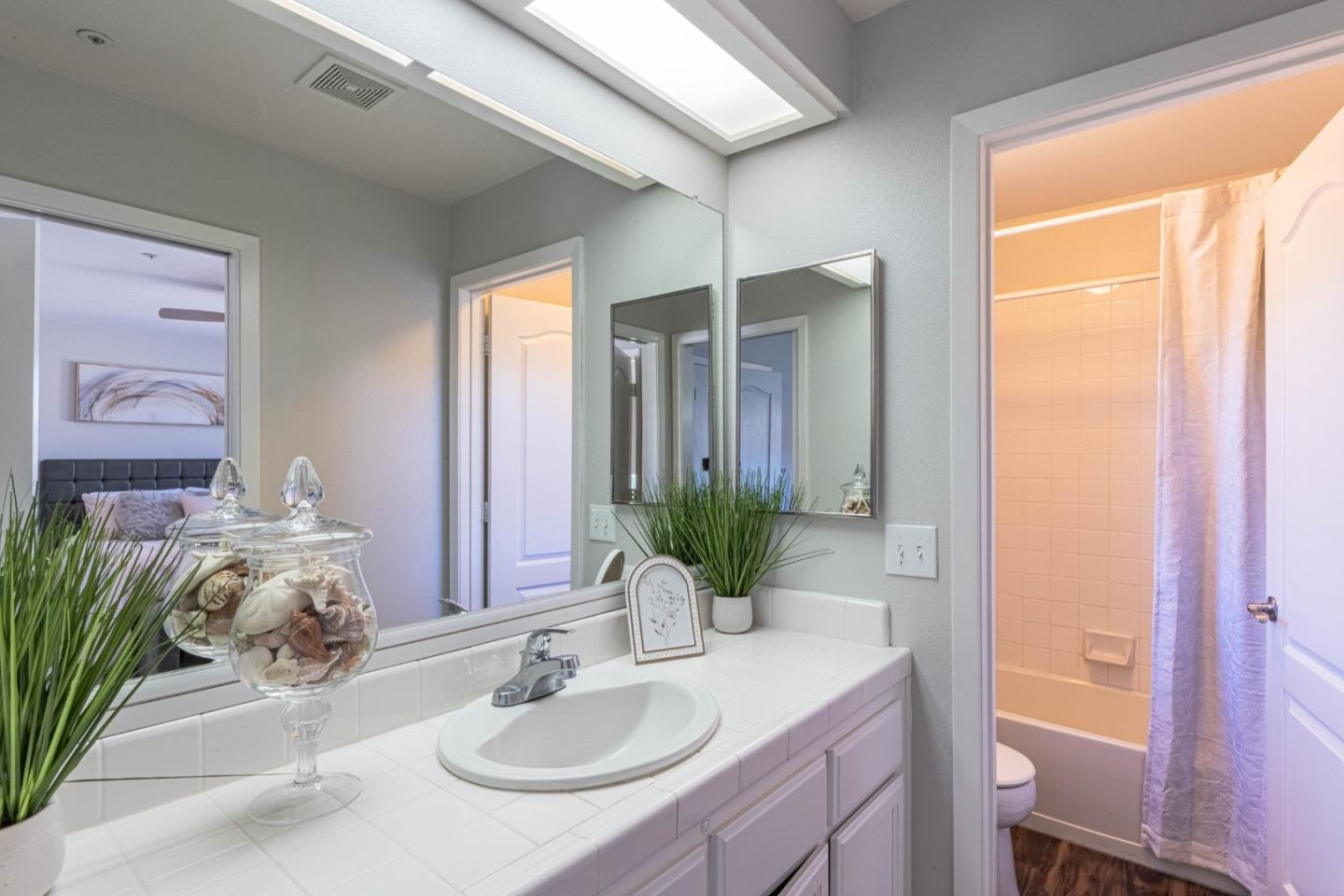 Detail Gallery Image 37 of 48 For 25215 Azalea Ct, Salinas,  CA 93908 - 3 Beds | 2/1 Baths