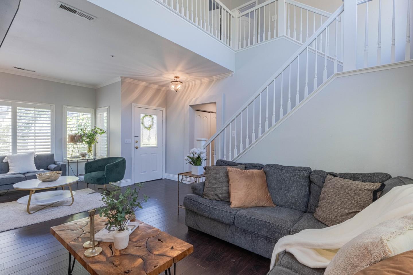 Detail Gallery Image 5 of 48 For 25215 Azalea Ct, Salinas,  CA 93908 - 3 Beds | 2/1 Baths