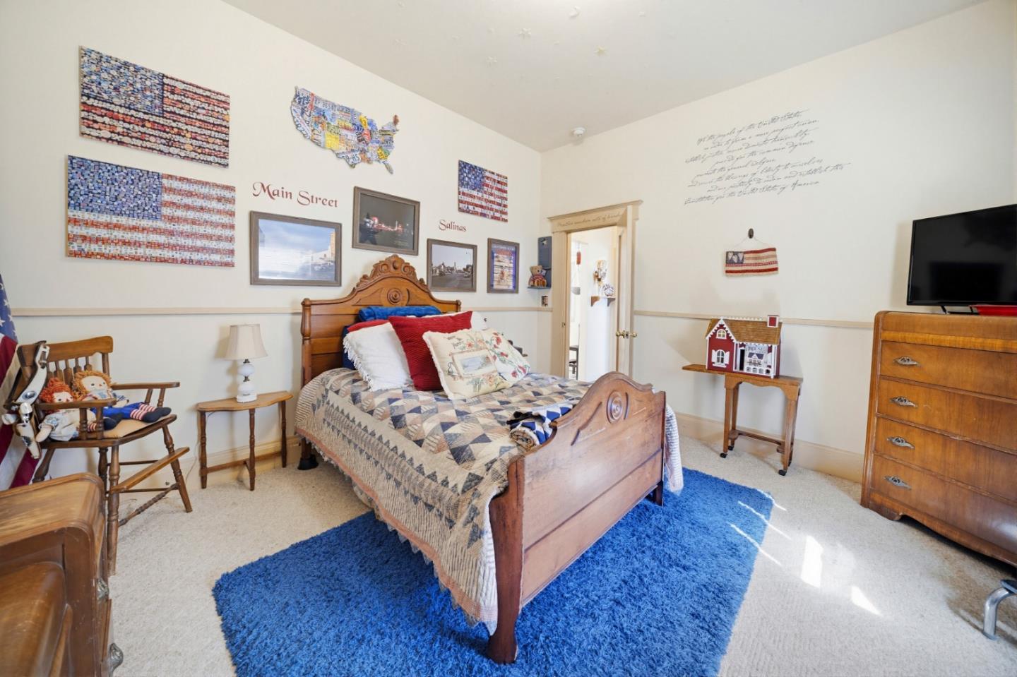 Detail Gallery Image 18 of 33 For 805 Iverson St, Salinas,  CA 93901 - 4 Beds | 3 Baths