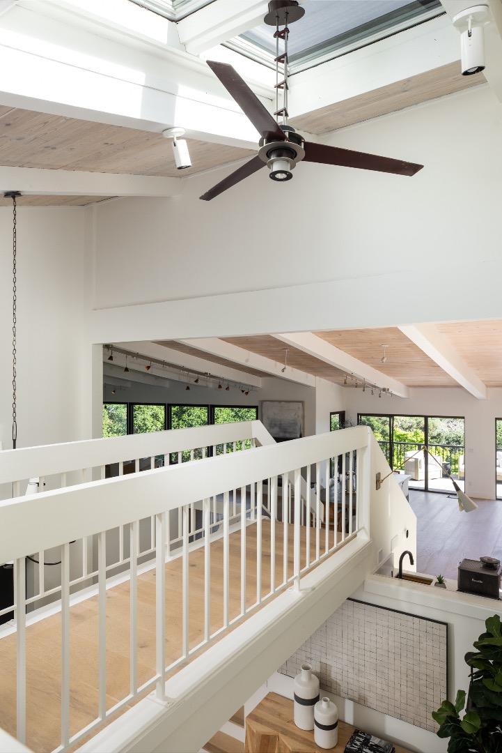 Detail Gallery Image 30 of 49 For 10669 Magdalena Rd, Los Altos Hills,  CA 94024 - 5 Beds | 3/1 Baths