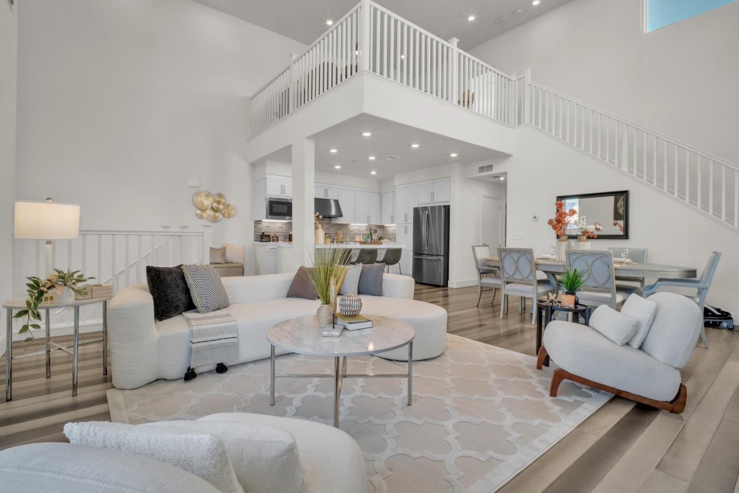 Front Image Thumbnail for ML82039049