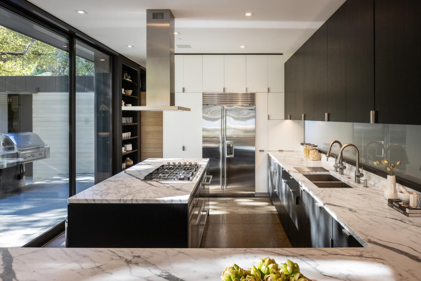 Detail Gallery Image 4 of 27 For 465 Hale St, Palo Alto,  CA 94301 - 4 Beds | 4/1 Baths