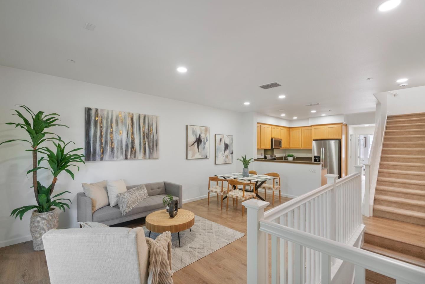 Detail Gallery Image 2 of 64 For 691 N Capitol Ave #4,  San Jose,  CA 95133 - 3 Beds | 3 Baths