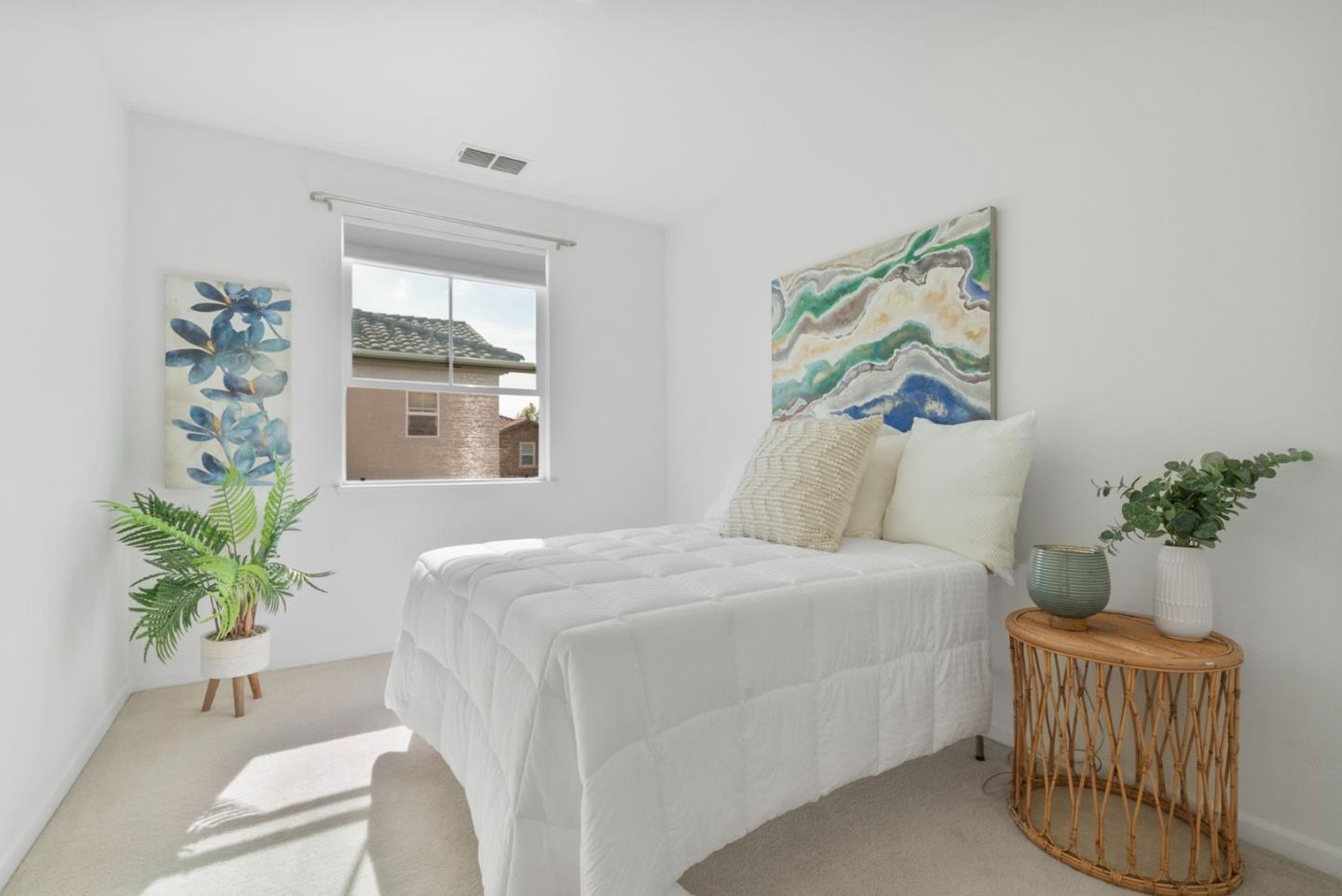 Detail Gallery Image 27 of 64 For 691 N Capitol Ave #4,  San Jose,  CA 95133 - 3 Beds | 3 Baths