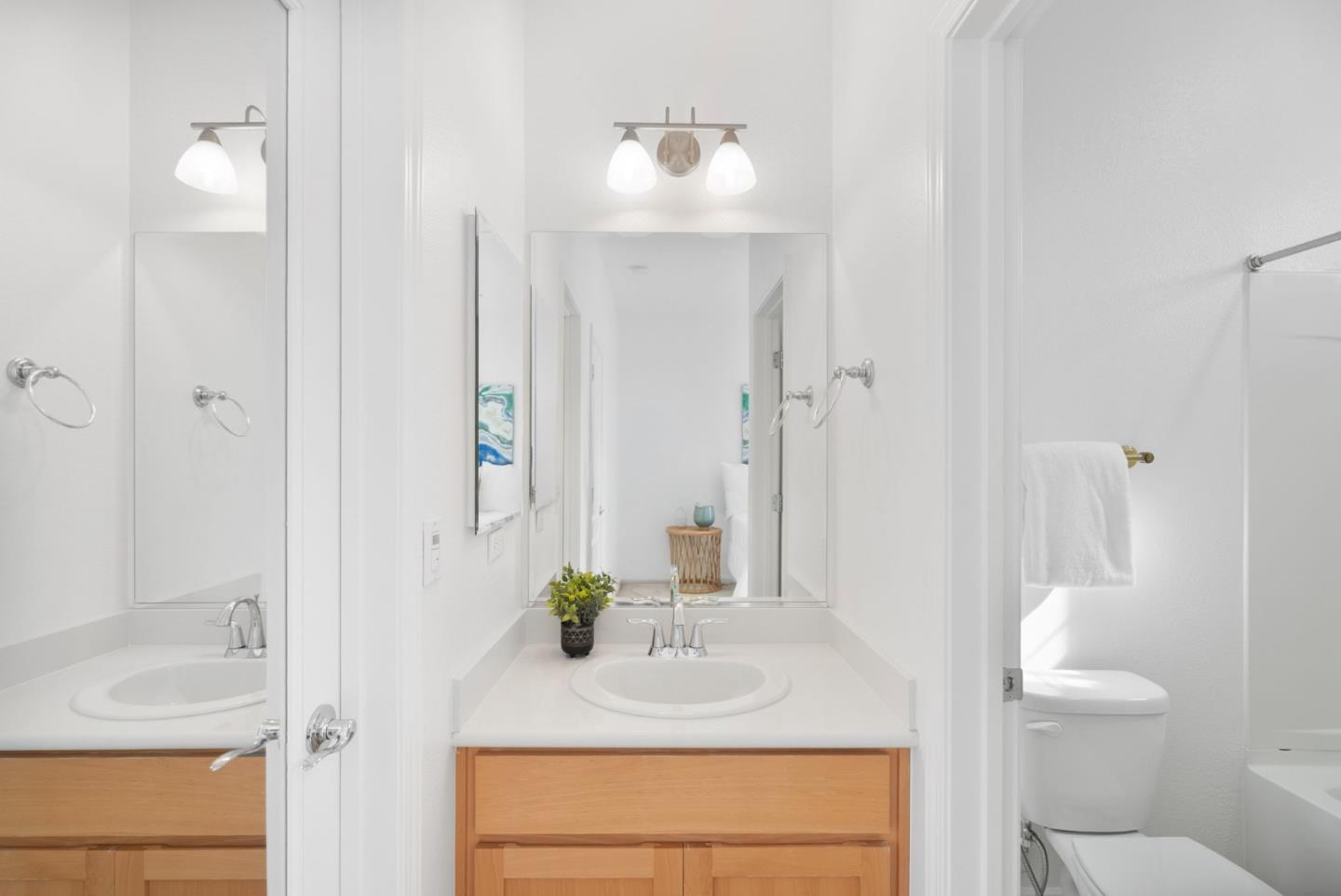 Detail Gallery Image 29 of 64 For 691 N Capitol Ave #4,  San Jose,  CA 95133 - 3 Beds | 3 Baths