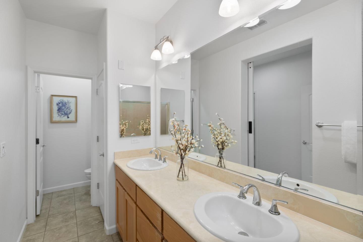 Detail Gallery Image 41 of 64 For 691 N Capitol Ave #4,  San Jose,  CA 95133 - 3 Beds | 3 Baths