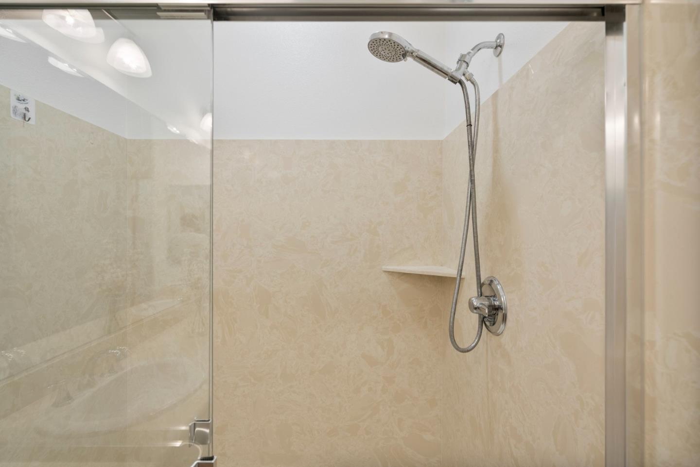 Detail Gallery Image 42 of 64 For 691 N Capitol Ave #4,  San Jose,  CA 95133 - 3 Beds | 3 Baths