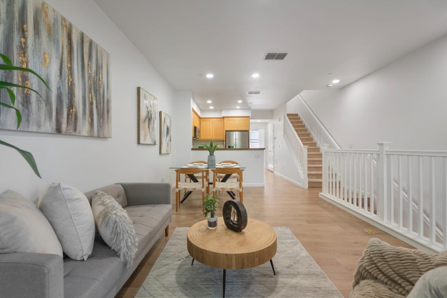 Detail Gallery Image 5 of 64 For 691 N Capitol Ave #4,  San Jose,  CA 95133 - 3 Beds | 3 Baths