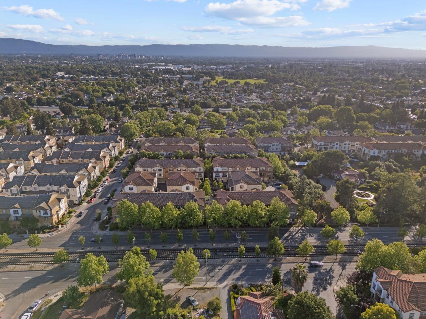 Detail Gallery Image 53 of 64 For 691 N Capitol Ave #4,  San Jose,  CA 95133 - 3 Beds | 3 Baths