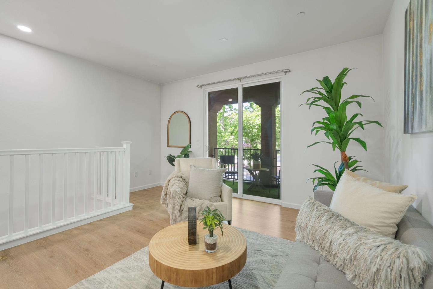 Detail Gallery Image 8 of 64 For 691 N Capitol Ave #4,  San Jose,  CA 95133 - 3 Beds | 3 Baths