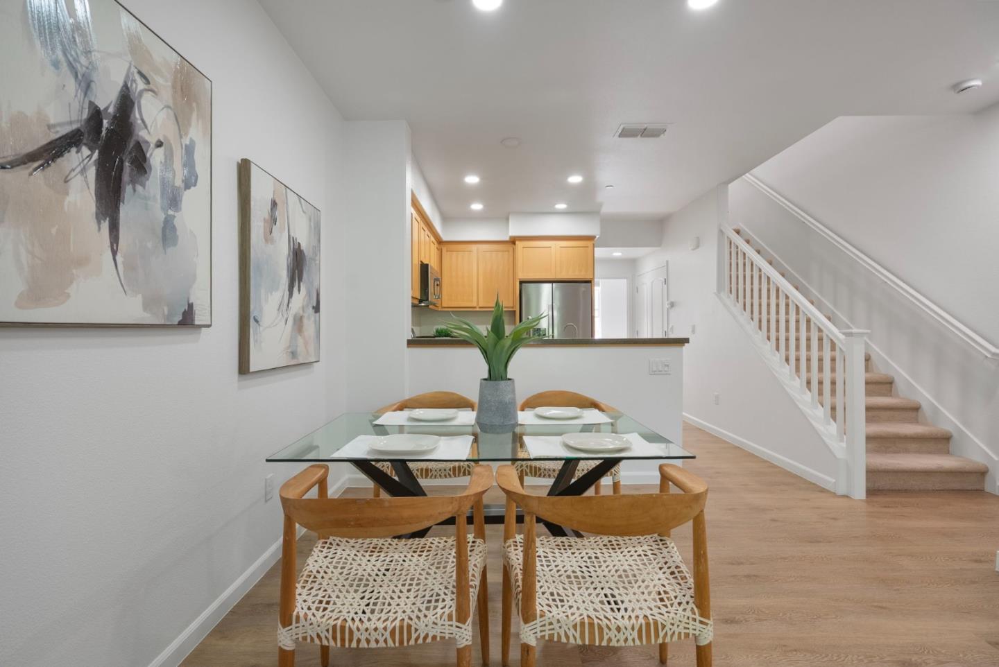 Detail Gallery Image 9 of 64 For 691 N Capitol Ave #4,  San Jose,  CA 95133 - 3 Beds | 3 Baths