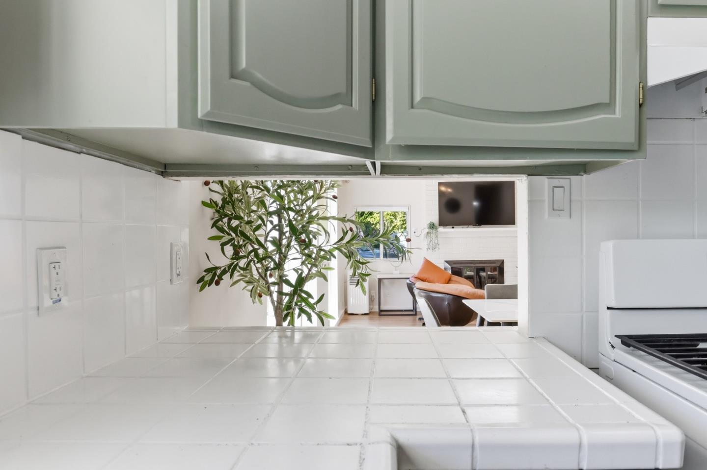 Detail Gallery Image 18 of 38 For 367 Fay Way, Mountain View,  CA 94043 - 3 Beds | 2 Baths