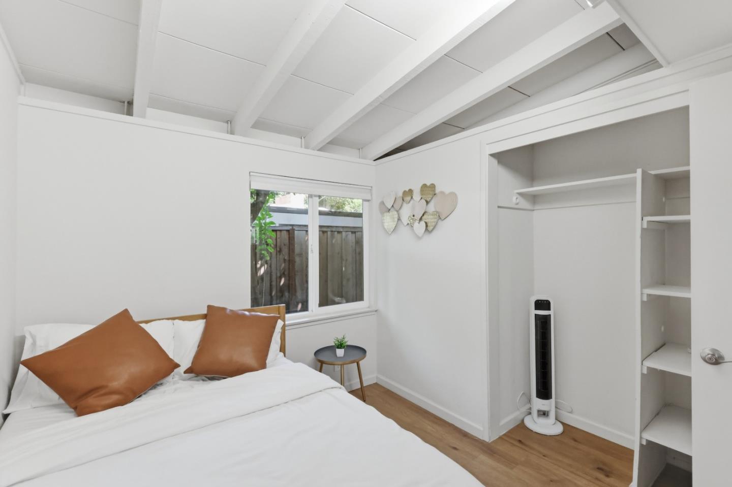 Detail Gallery Image 20 of 38 For 367 Fay Way, Mountain View,  CA 94043 - 3 Beds | 2 Baths