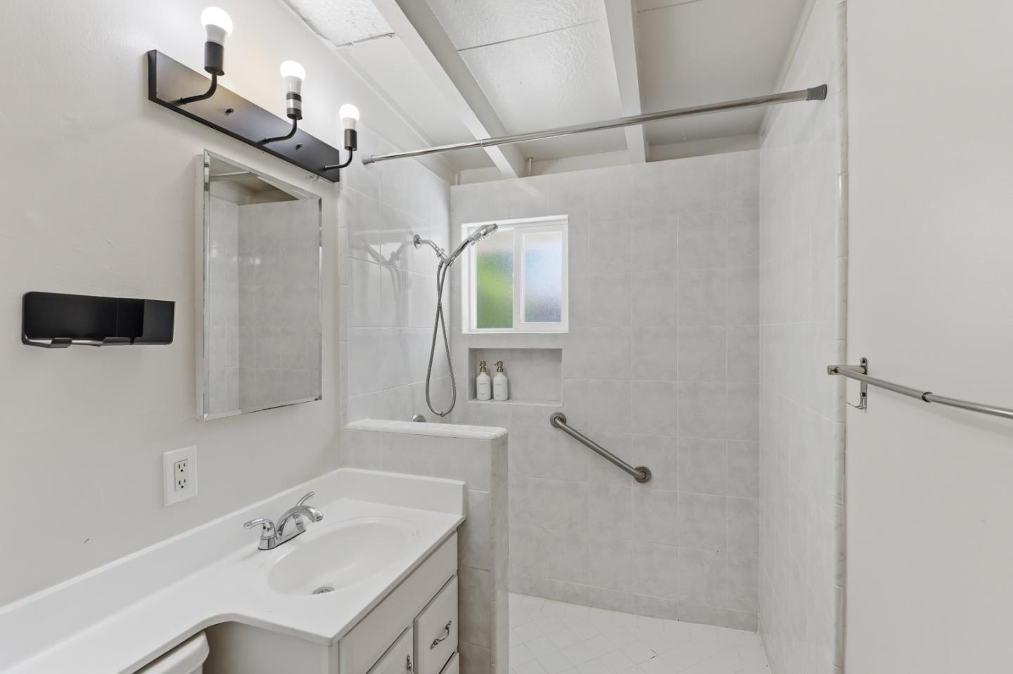 Detail Gallery Image 22 of 38 For 367 Fay Way, Mountain View,  CA 94043 - 3 Beds | 2 Baths