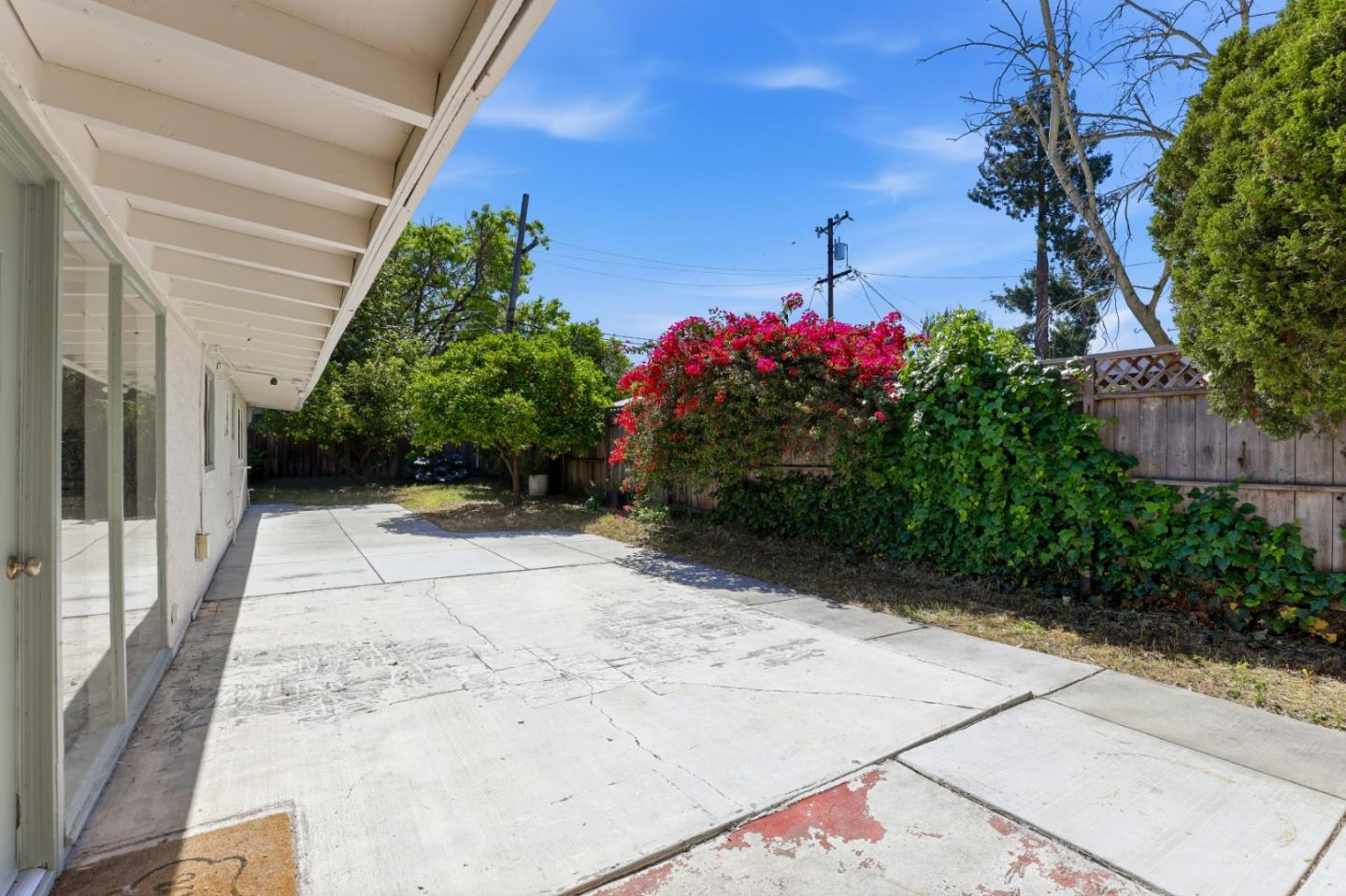 Detail Gallery Image 33 of 38 For 367 Fay Way, Mountain View,  CA 94043 - 3 Beds | 2 Baths