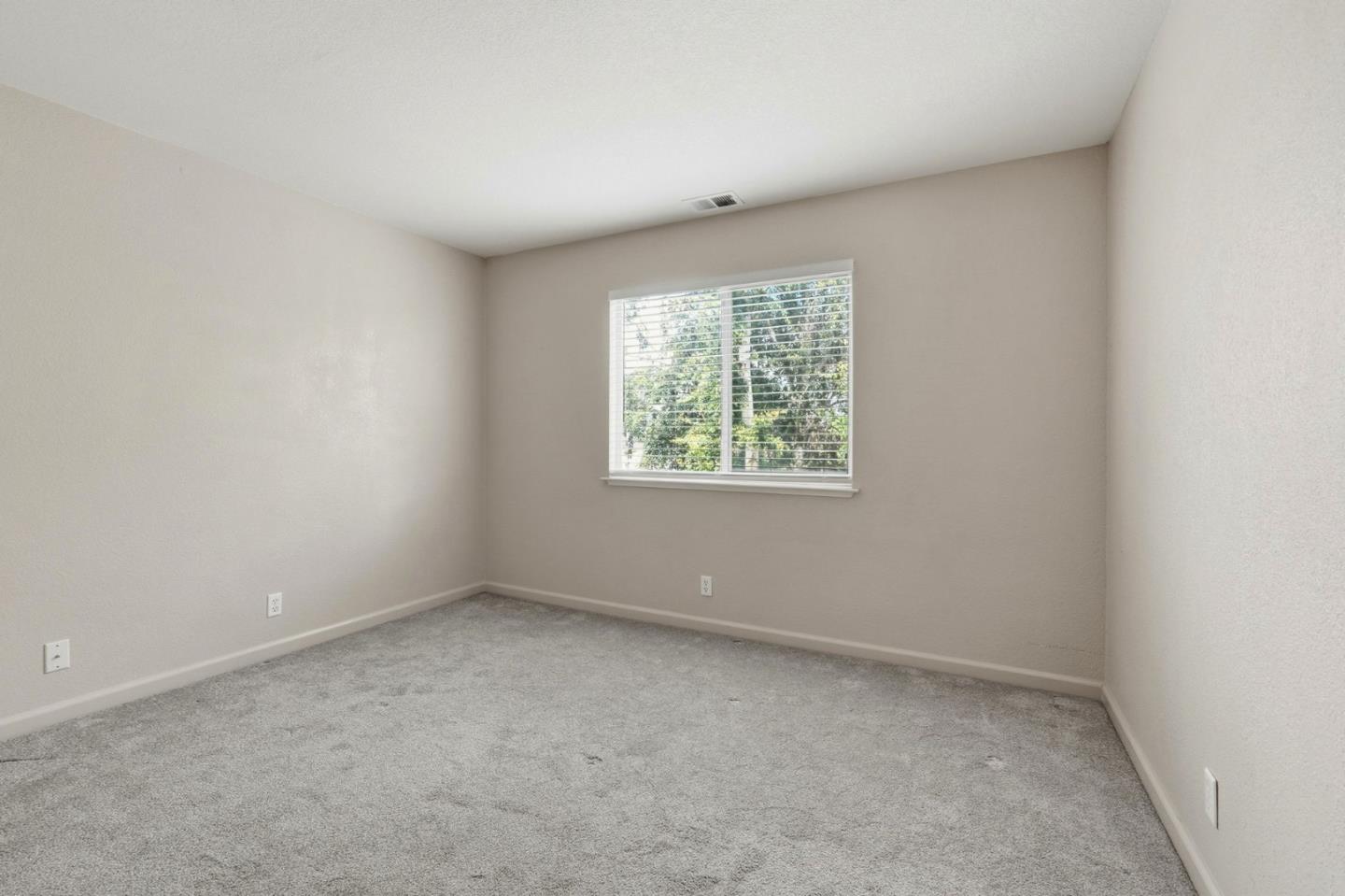 Detail Gallery Image 23 of 45 For 820 C St, Hollister,  CA 95023 - 3 Beds | 2/1 Baths