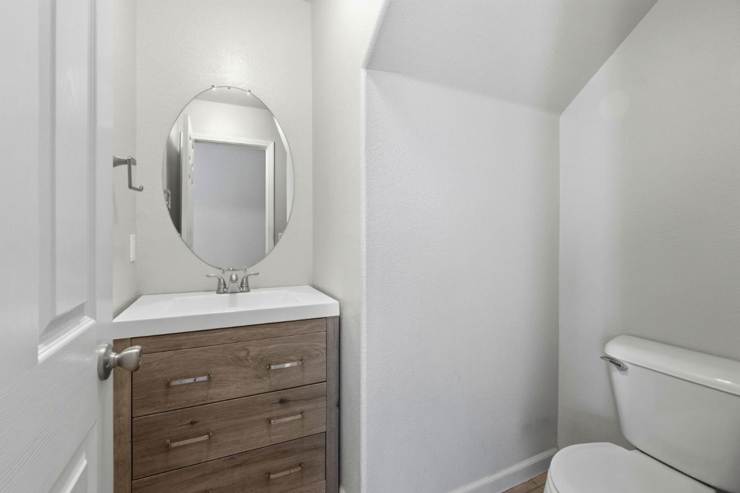 Detail Gallery Image 25 of 45 For 820 C St, Hollister,  CA 95023 - 3 Beds | 2/1 Baths