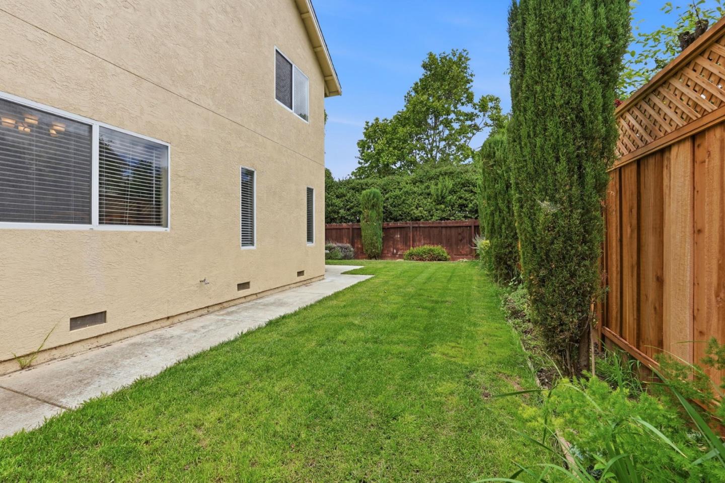 Detail Gallery Image 31 of 45 For 820 C St, Hollister,  CA 95023 - 3 Beds | 2/1 Baths