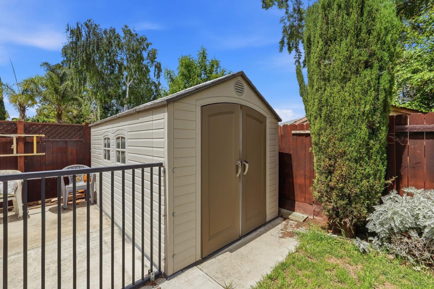 Detail Gallery Image 33 of 45 For 820 C St, Hollister,  CA 95023 - 3 Beds | 2/1 Baths