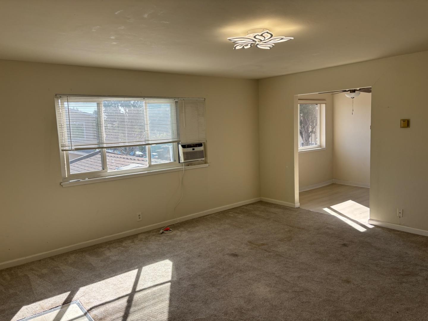 Detail Gallery Image 2 of 20 For 3579 Agate Dr #6,  Santa Clara,  CA 95051 - 2 Beds | 1/1 Baths