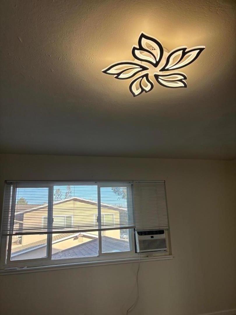 Detail Gallery Image 3 of 20 For 3579 Agate Dr #6,  Santa Clara,  CA 95051 - 2 Beds | 1/1 Baths