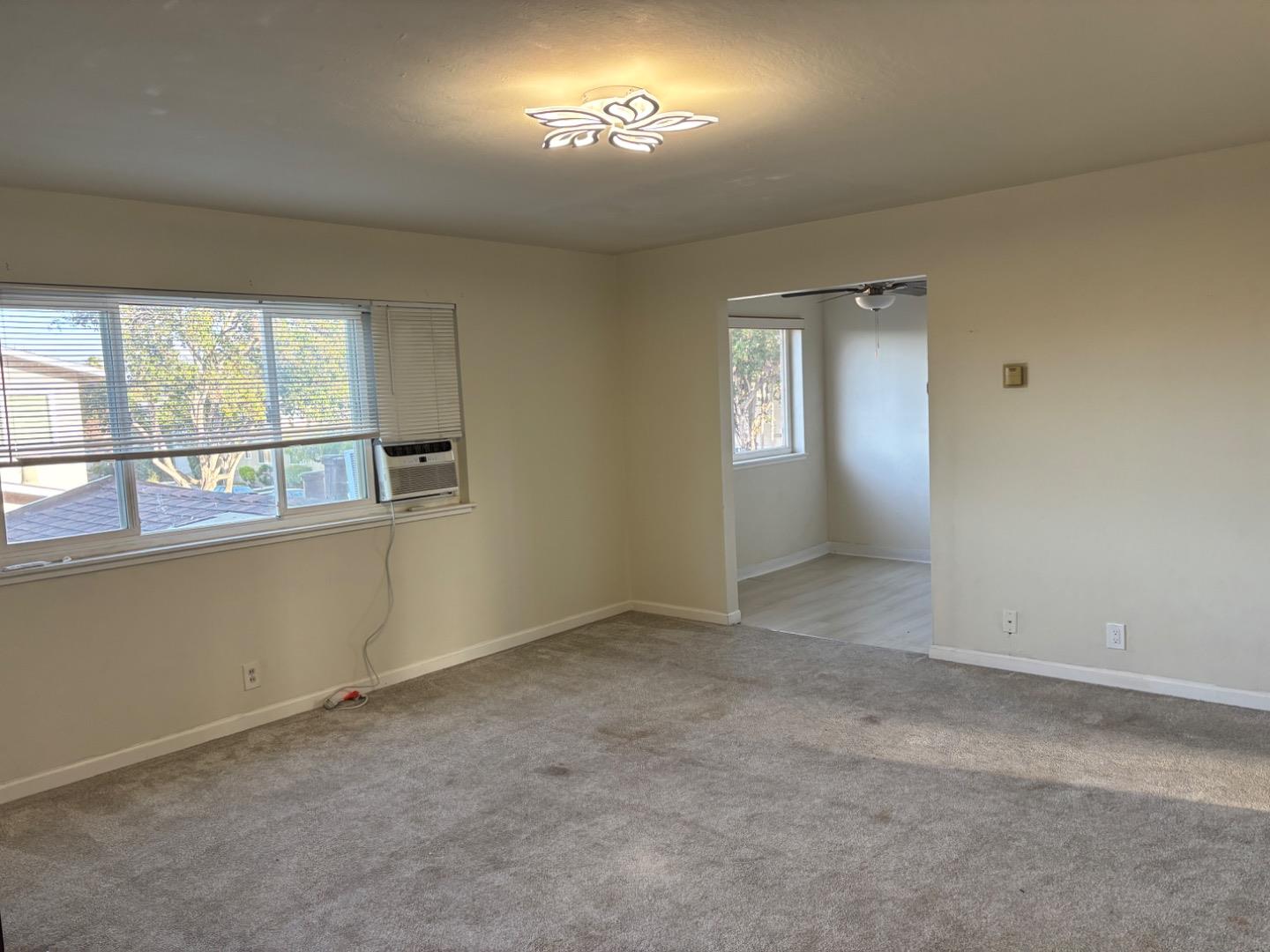 Detail Gallery Image 5 of 20 For 3579 Agate Dr #6,  Santa Clara,  CA 95051 - 2 Beds | 1/1 Baths