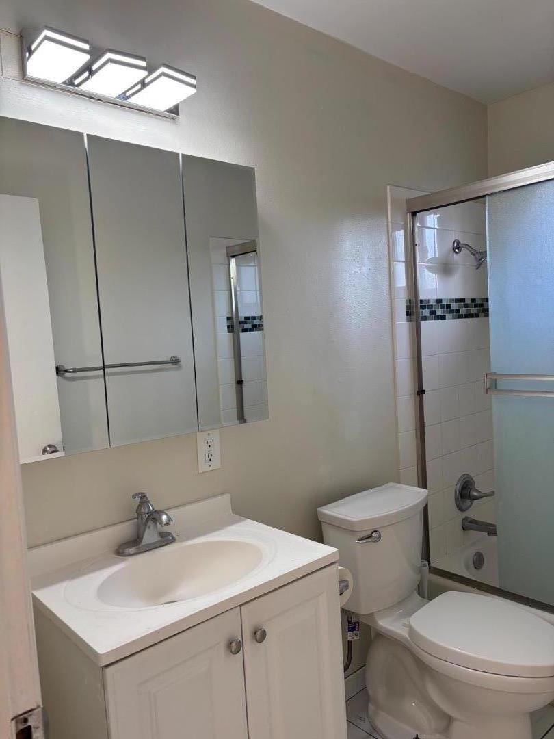 Detail Gallery Image 7 of 20 For 3579 Agate Dr #6,  Santa Clara,  CA 95051 - 2 Beds | 1/1 Baths