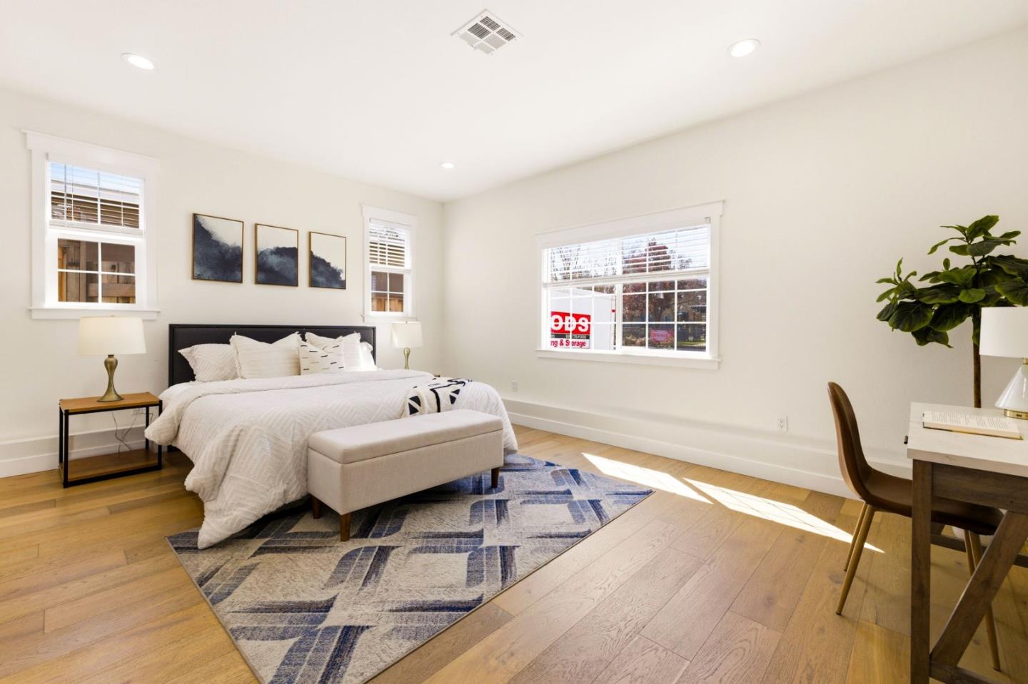 Detail Gallery Image 12 of 33 For 786 San Miguel Ave, Sunnyvale,  CA 94085 - 4 Beds | 3 Baths