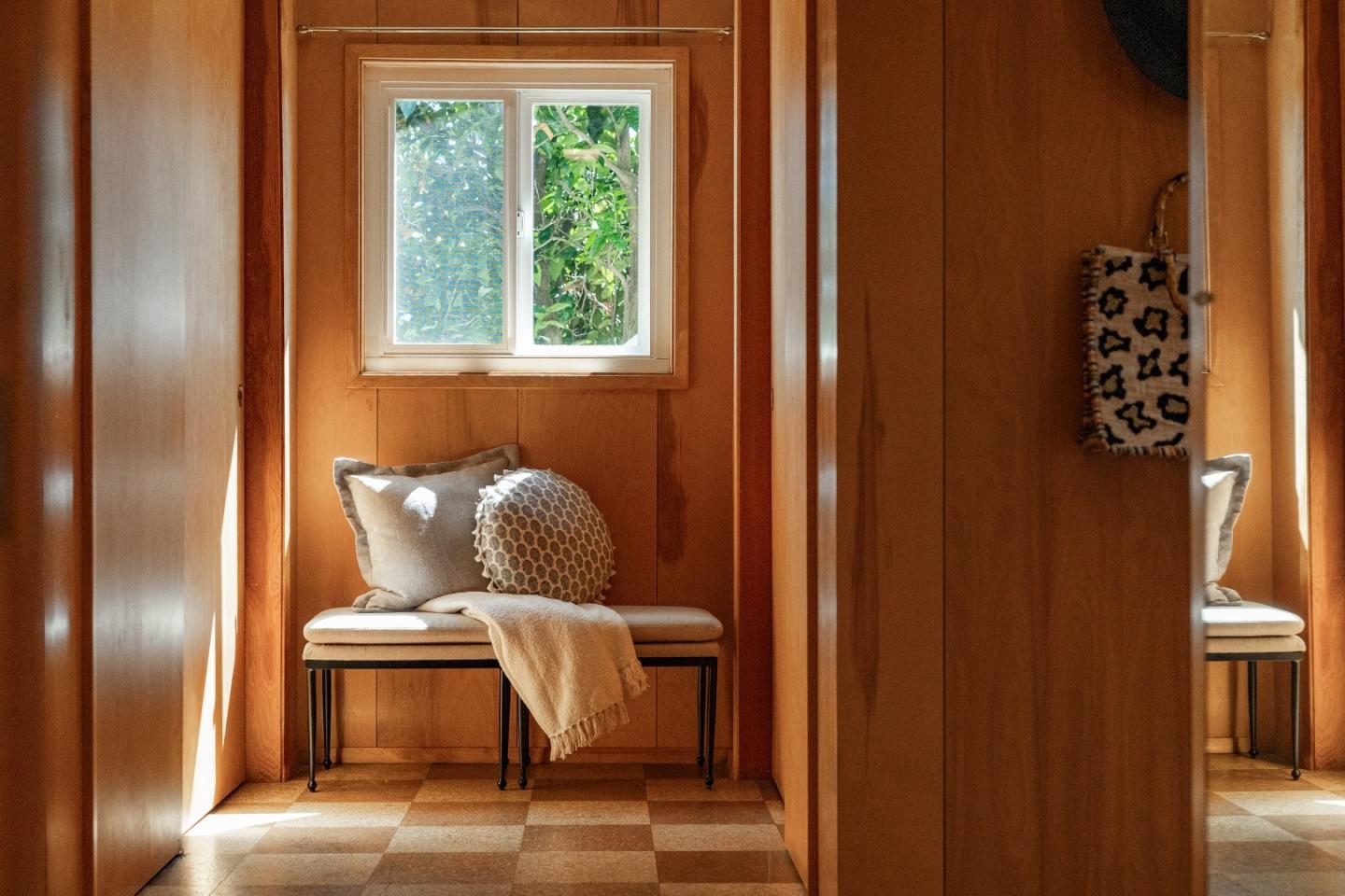 Detail Gallery Image 22 of 52 For 150 Mcgivern Way, Santa Cruz,  CA 95060 - 6 Beds | 3/1 Baths