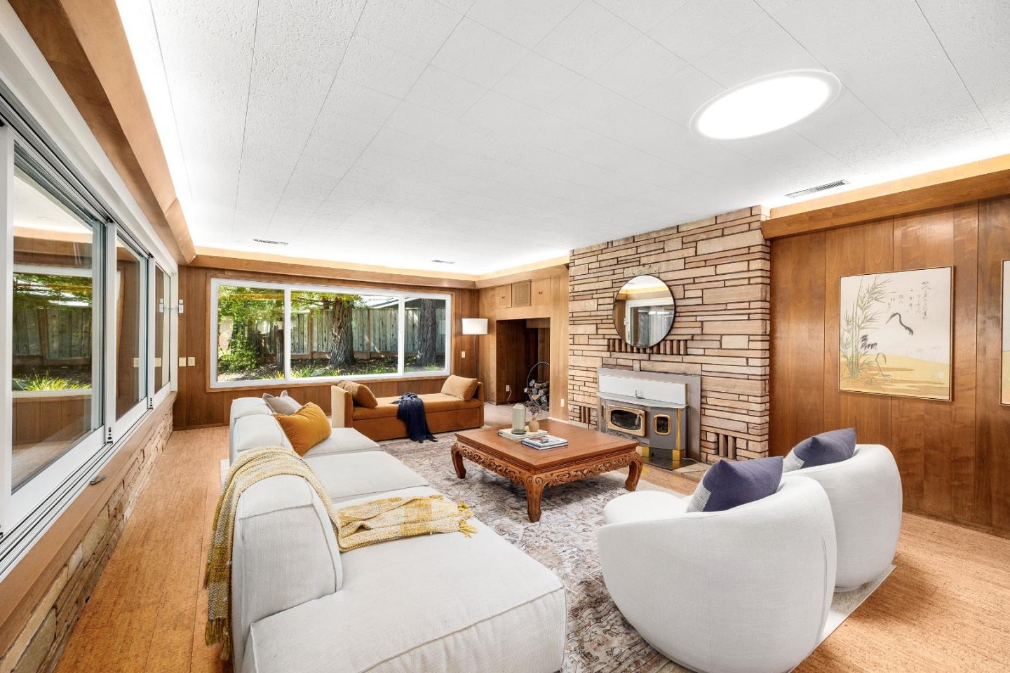 Detail Gallery Image 3 of 52 For 150 Mcgivern Way, Santa Cruz,  CA 95060 - 6 Beds | 3/1 Baths